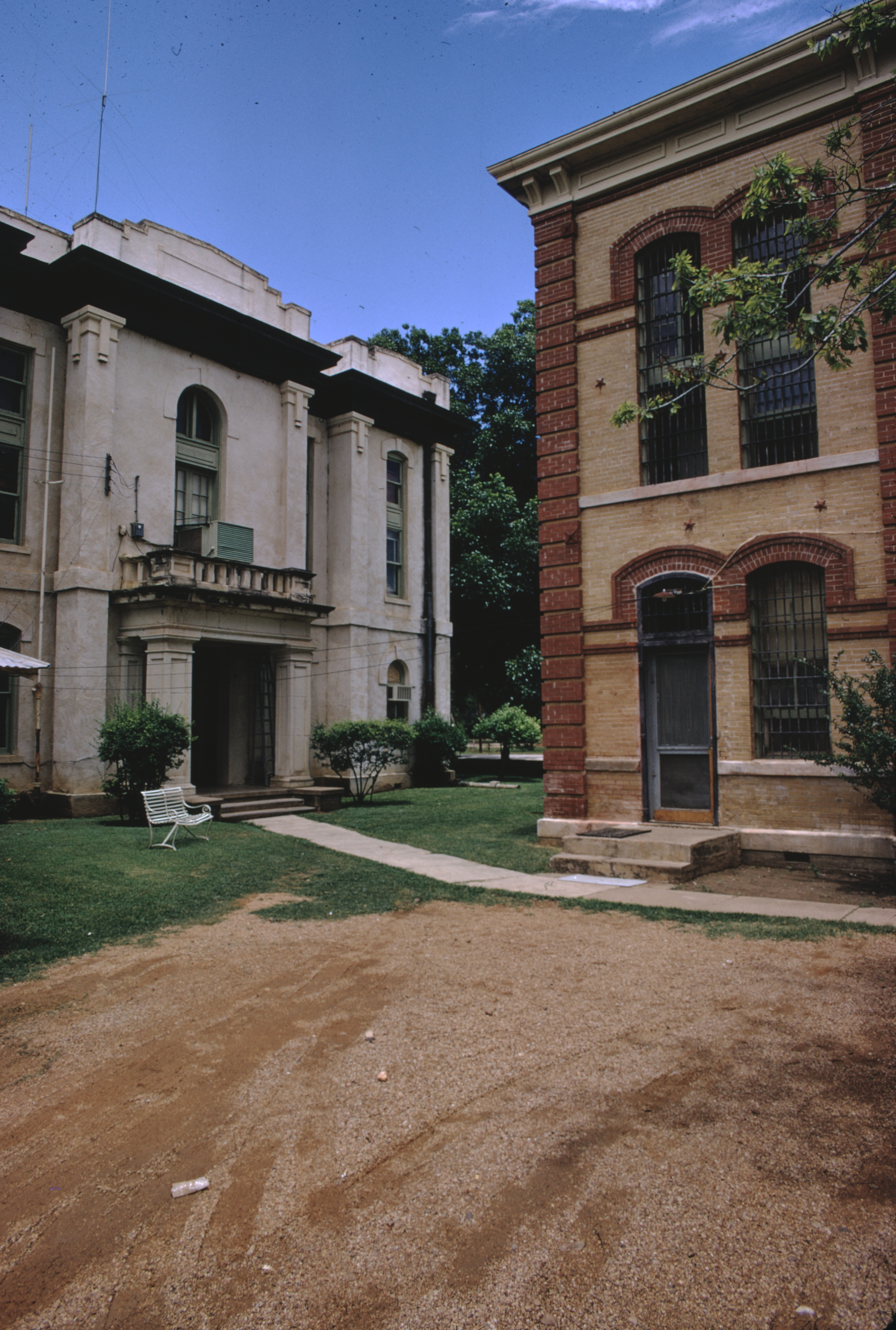 Bastrop Courthouse and Jail
                        