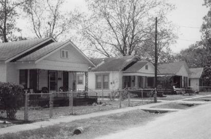 Independence Heights H.D.
                        