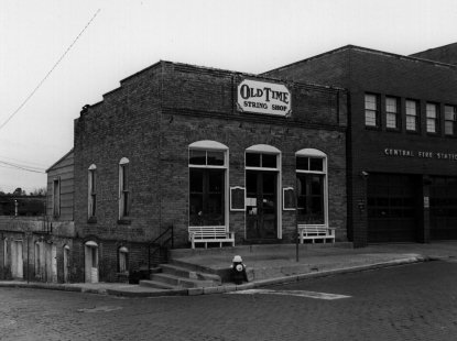 Robert Building/Washington Square H.D.
                        