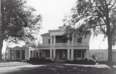 Johnson-McCuistion House/730 Clarksville
                        
