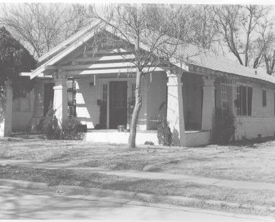 Houses at 406 and 408 Heard
                        