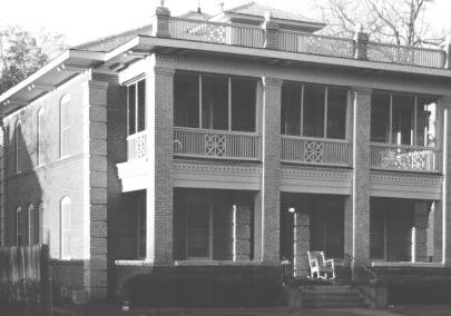 McCanless--Williams House
                        