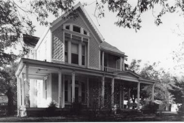 Ragland House at 208 5th St. SW
                        