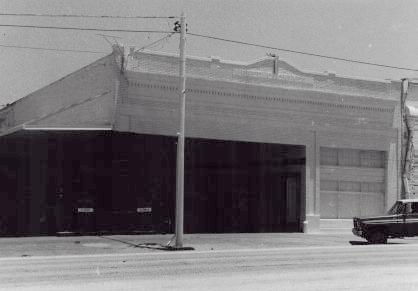 Grimes Garage/110 N.Waco St. Hill County
                        