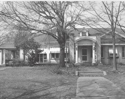 Wilson, A.G., House/417 N. Waddill
                        