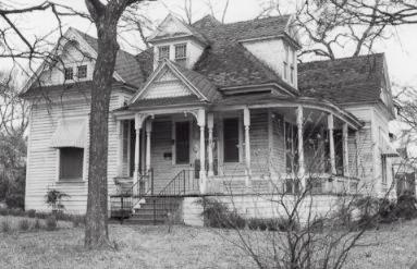 Baty-Plummer House/708 Sherman St.
                        