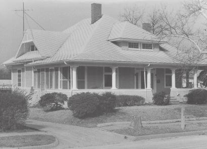 Johnson, Thomas House/312 Tennessee
                        